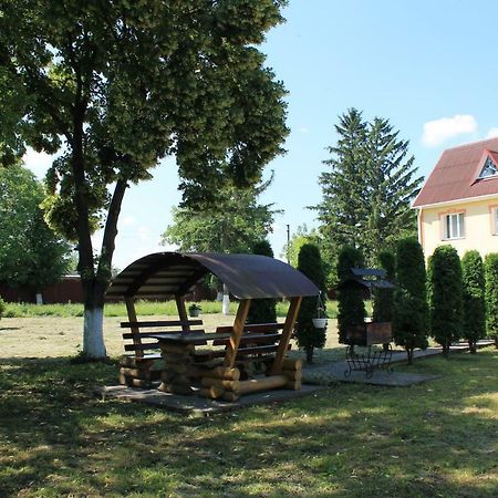 Hotel Kremin Kremenetsʼ Exteriér fotografie