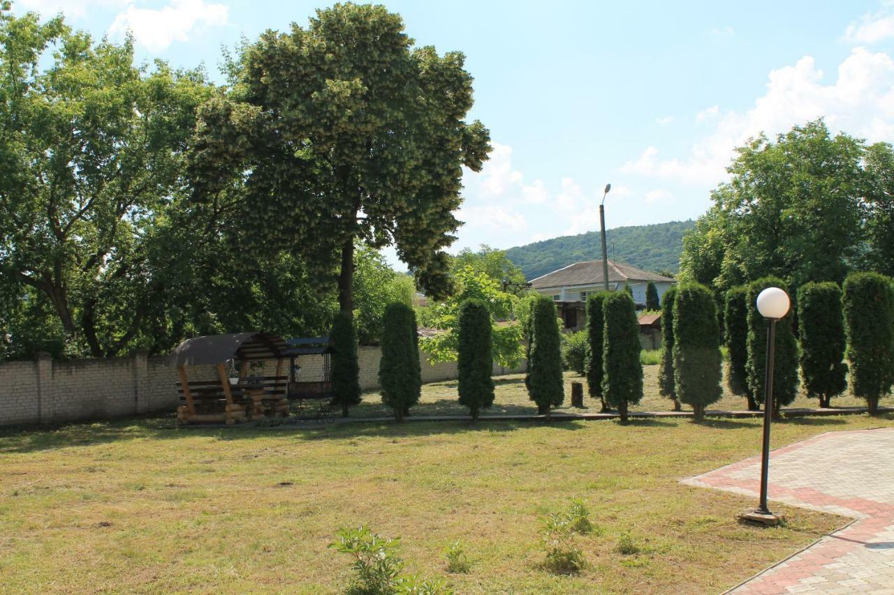 Hotel Kremin Kremenetsʼ Exteriér fotografie