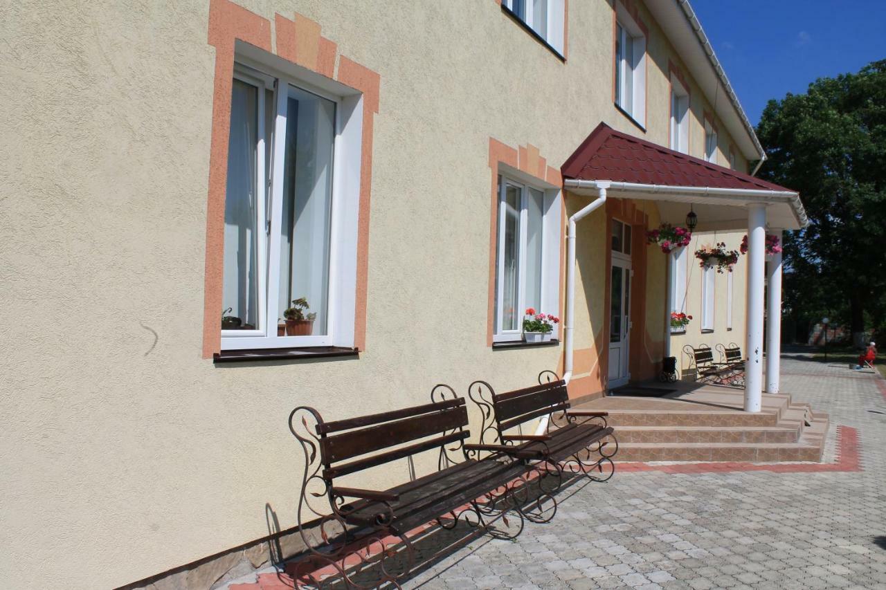 Hotel Kremin Kremenetsʼ Exteriér fotografie