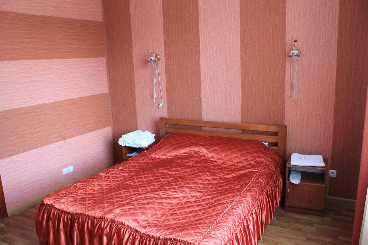 Hotel Kremin Kremenetsʼ Exteriér fotografie